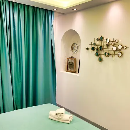Apartment Eleven